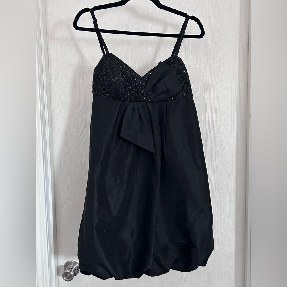 Madison Leigh | Black Chemise with Bow Detail | Size 6